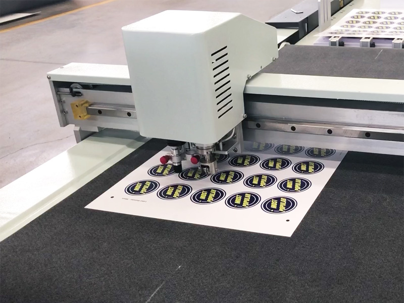 CNC 平板切割乙烯基標牌項目 CNC 平板切割乙烯基標牌項目