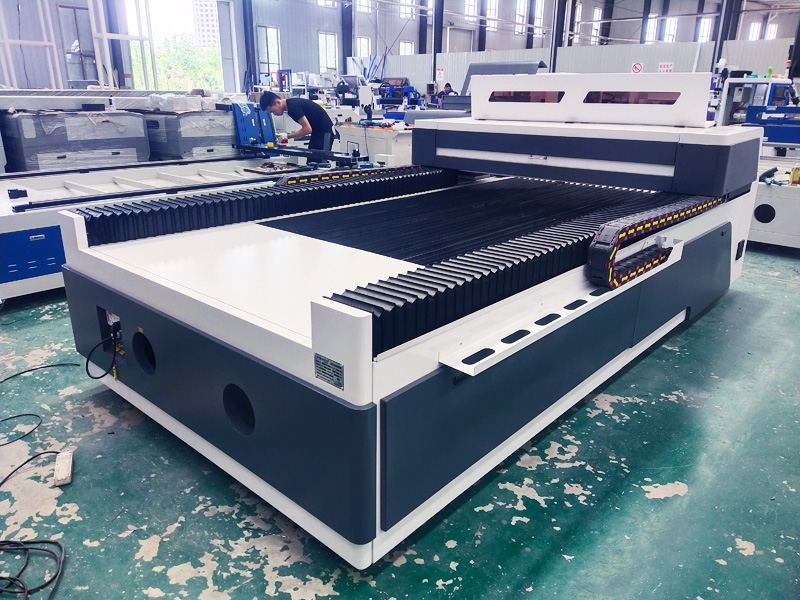 平板車運輸 4x8 激光雕刻切割機 平板車運輸 4x8 激光雕刻切割機