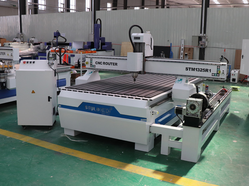 STM1325-R1 帶 T 型槽工作臺的數控雕刻機車床 STM1325-R1 帶 T 型槽工作臺的數控雕刻機車床