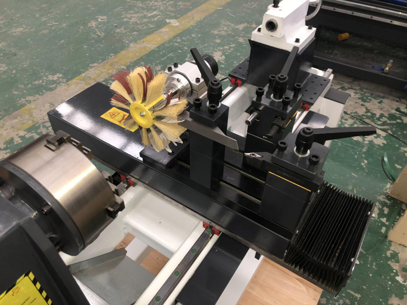 業(yè)余愛好數(shù)控木工車床用于碗、盤子、花瓶、杯子