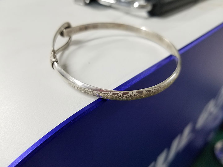 旋轉激光雕刻銀手鏈