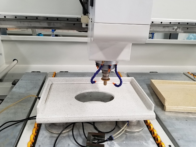 數(shù)控機床為石材加工帶來新機遇