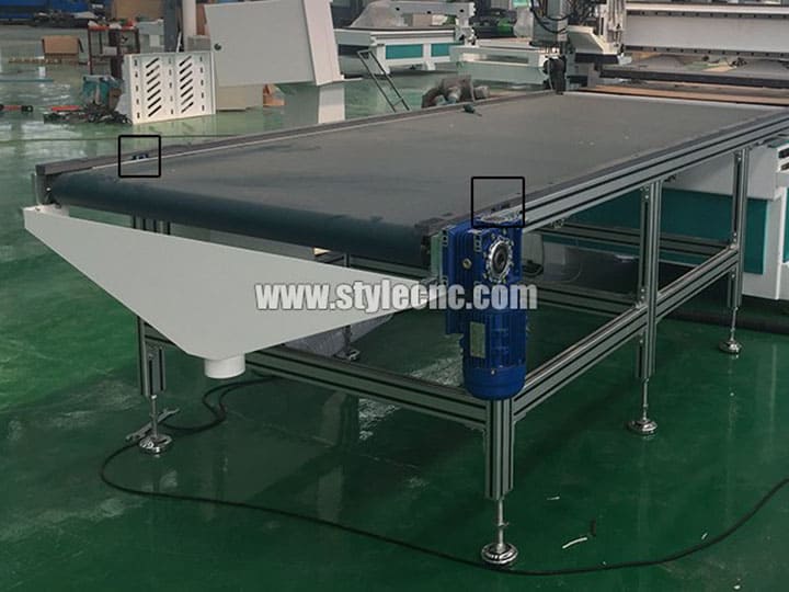 帶自動排版軟件的定制家具數(shù)控雕刻機