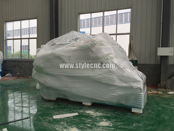 全自動嵌套數控雕刻機的內部包裝