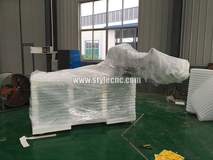 全自動嵌套數控雕刻機的內部包裝