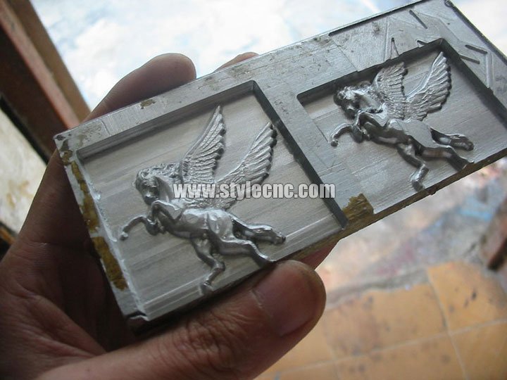 2025年最暢銷的小型臺(tái)式數(shù)控銑床