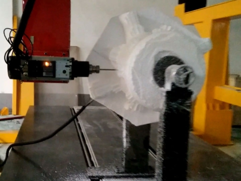 用于泡沫雕刻的四軸數控雕刻機 用于泡沫雕刻的四軸數控雕刻機