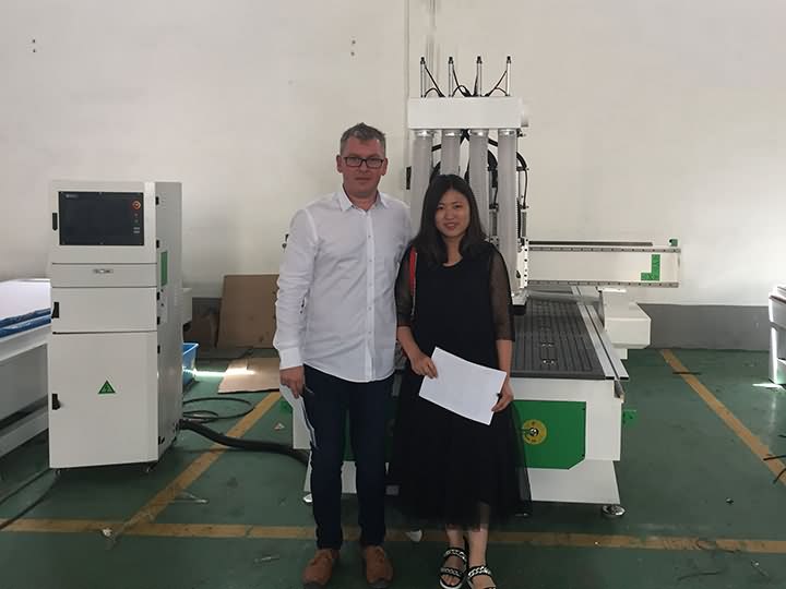 羅馬尼亞客戶來訪 STYLECNC CNC雕刻機工廠 羅馬尼亞客戶來訪 STYLECNC CNC雕刻機工廠