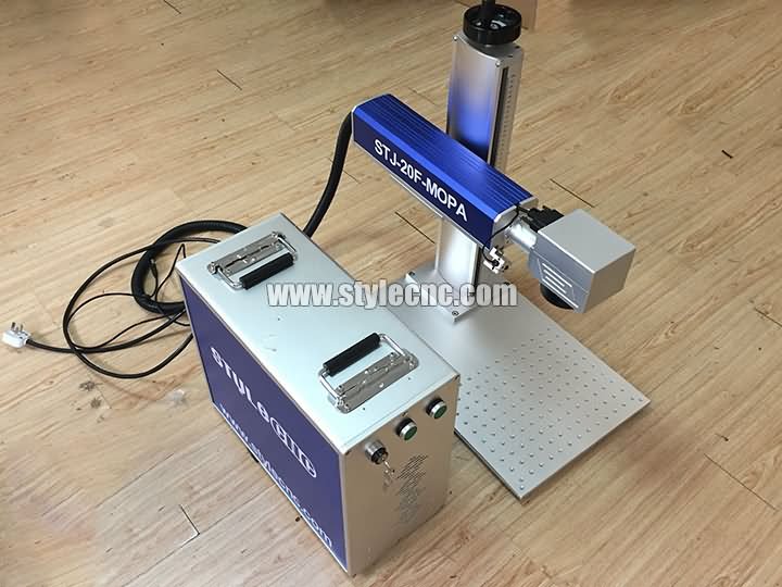 彩色激光雕刻機(jī) 彩色激光雕刻機(jī)