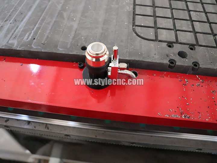 卡羅來納自動換刀CNC加工中心的刀具傳感器