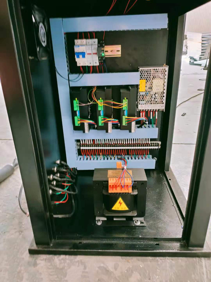 日本松下數控等離子切割機伺服驅動器