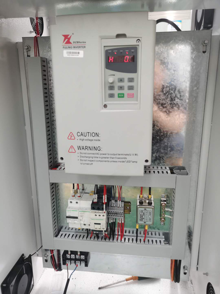 多軸數(shù)控木工雕刻機(jī)零件