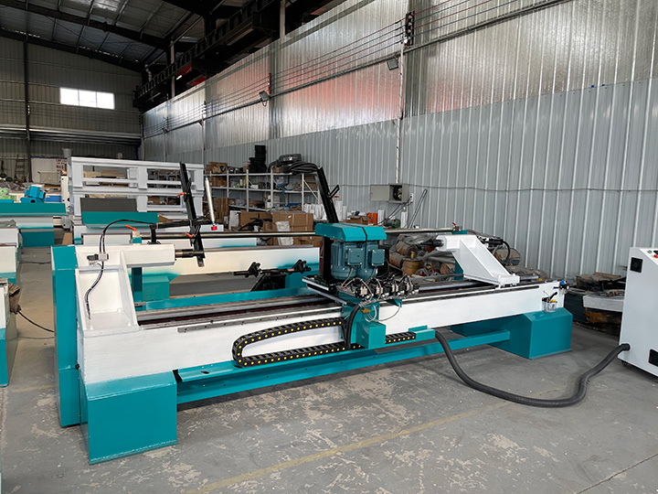 STL2530A-4T 帶自動進料器的多功能數控木工車床