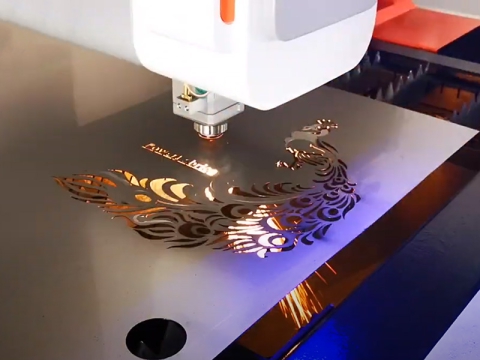 用于金屬加工的高精度激光切割機 用于金屬加工的高精度激光切割機