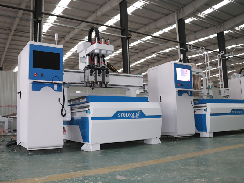 4x8 數(shù)控銑床 4x8 數(shù)控銑床