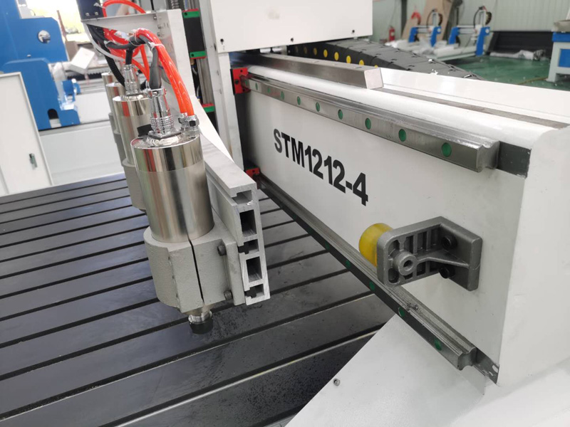 4 個(gè)數(shù)控雕刻機(jī)頭