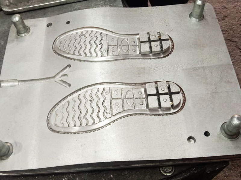 鞋用 CNC 成型機(jī)樣品 鞋用 CNC 成型機(jī)樣品